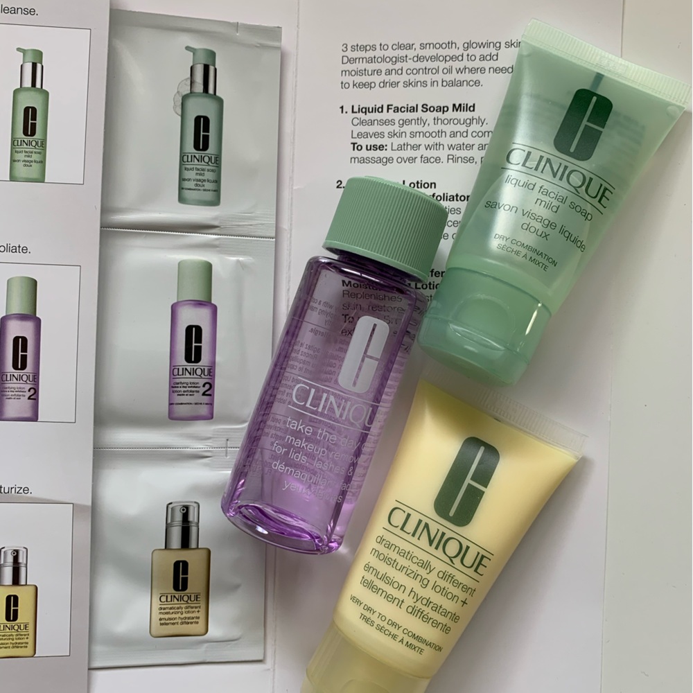 2/$25 *when bundled* Clinique travel / mini set